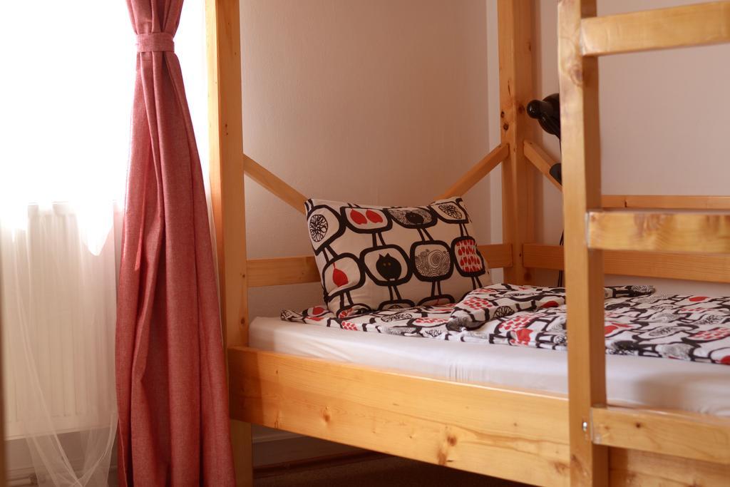 Citadel Hostel Алба Юлия Екстериор снимка