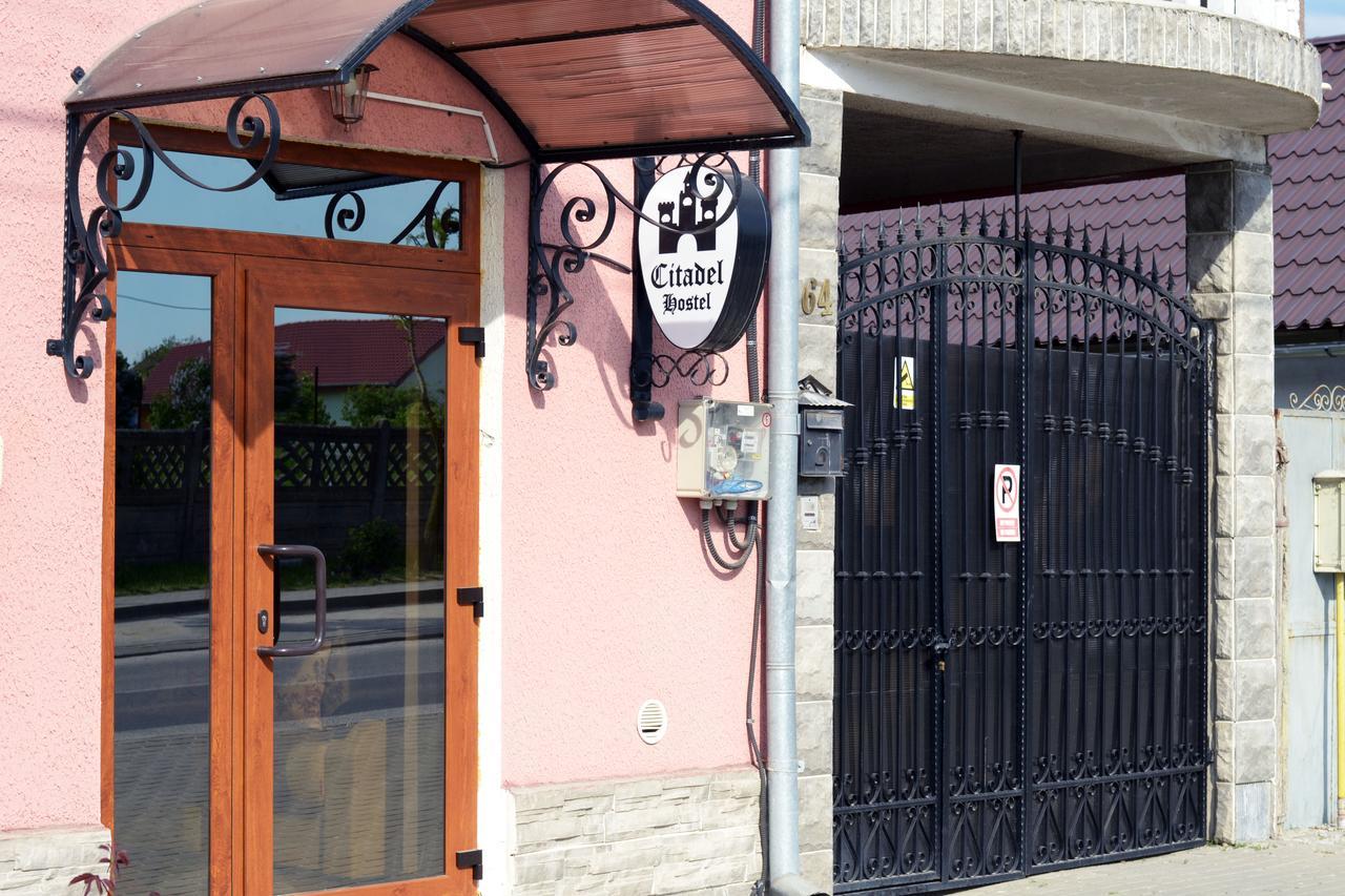 Citadel Hostel Алба Юлия Екстериор снимка